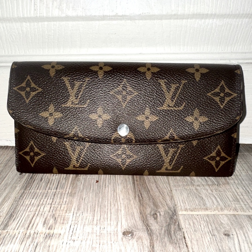 Louis Vuitton Emilie Wallet